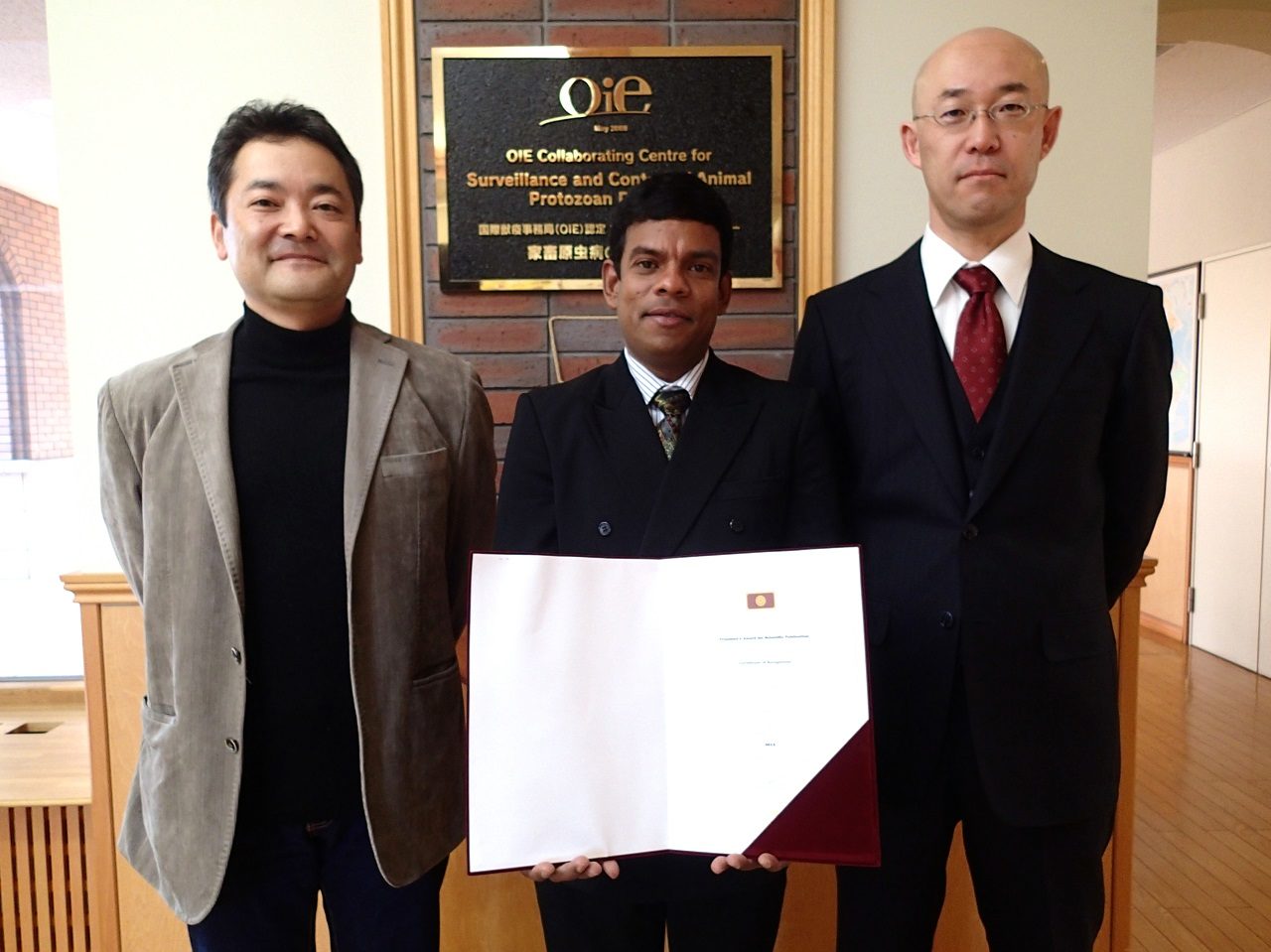 Thillaiamapalam Sivakumar博士が、スリランカ科学論文大統領賞